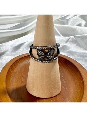 Black Butterfly Ring Size 10